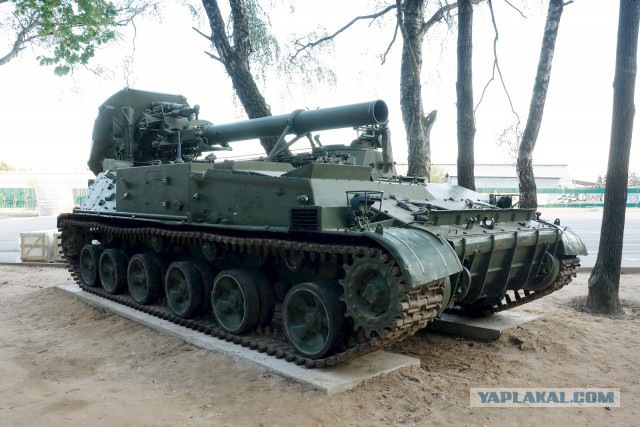 Мы отступаем четвертый день...