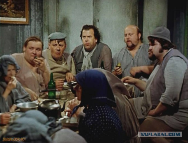 Вот такие таракашки живут в Выхинских подвалах