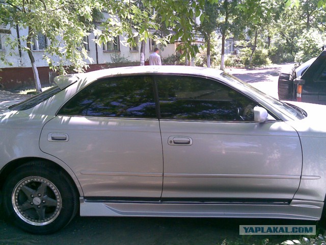 За стеной: необычная находка Toyota Mark II 1984