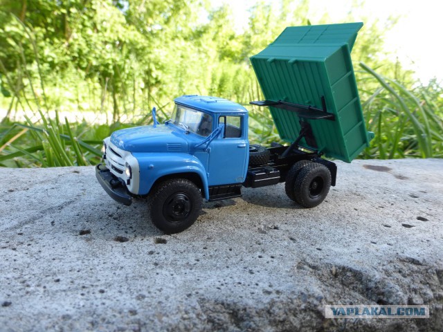 Модель ЗИЛ130 на р\у в масштабе 1:43