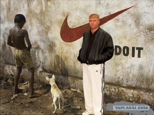 Adidas продолжит закрывать магазины в России