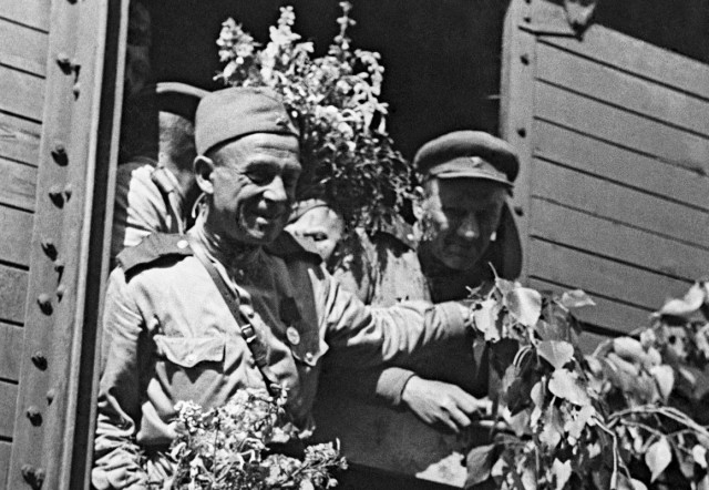 Вернувшиеся с Победой!