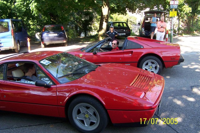 В Италии произошла авария с участием сразу двух автомобилей Ferrari