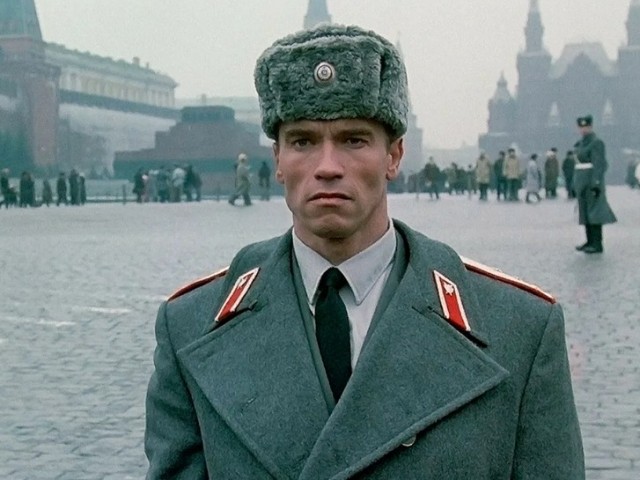 Арни против Слая кто круче?