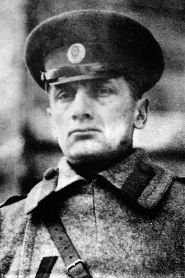 105 лет назад был расстрелян "Верховный правитель России" адмирал Колчак