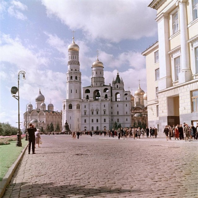 Москва и москвичи. Двадцатый век. 12.05.25