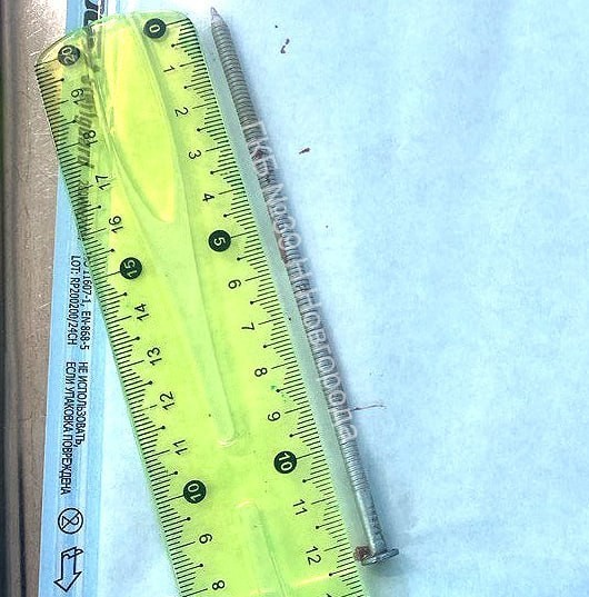 Российские врачи смогли вытащить огромный гвоздь из мозга мужчины