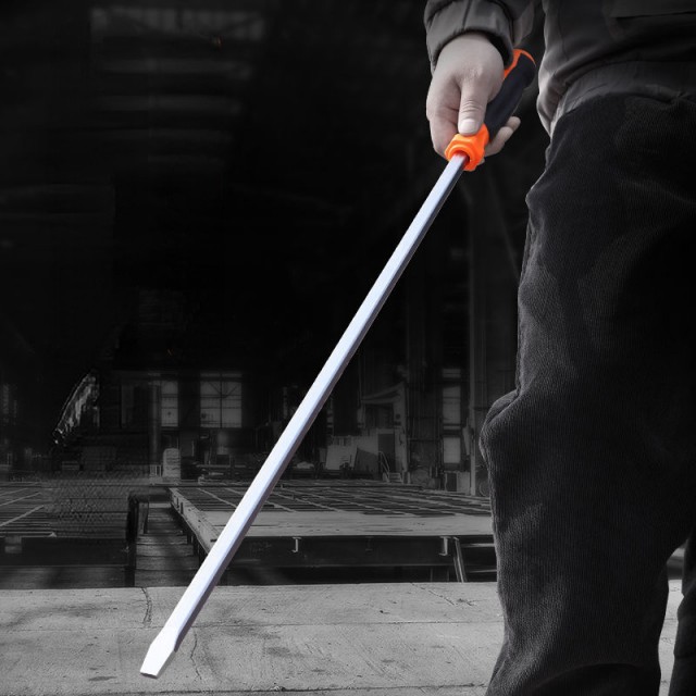 В Москве девушка отбилась отверткой, когда её пытались  ограбить