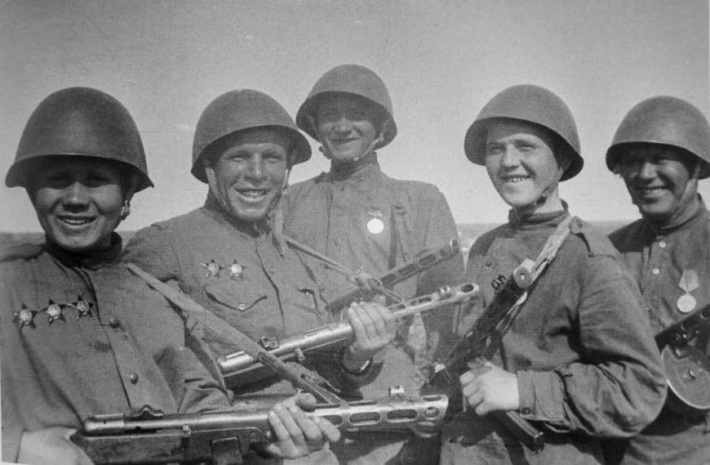 Великая Отечественная в фотографиях - 20