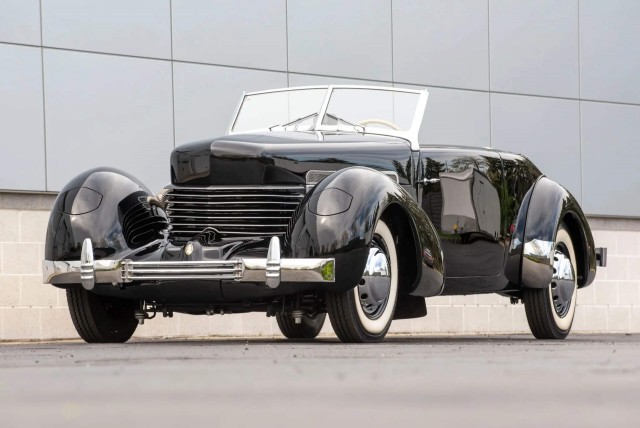 1937 Cord 812 Phaeton. Автопятница №150.