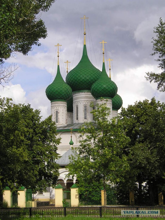 Самые красивые храмы России