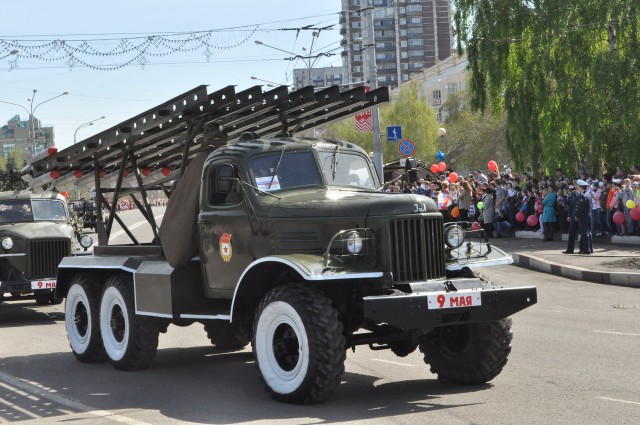 Порядок движения техники по Красной площади на параде 9 мая