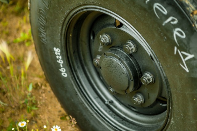 Нечасто встречающейся внедорожник - Toyota Mega Cruiser