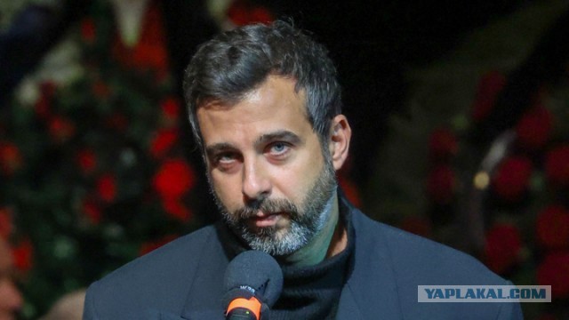 Иван Ургант зарегистрировался в Париже как ИП по производству шоу