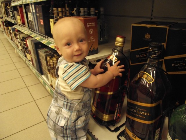 «Хочу пива! Хочу пива папе!»