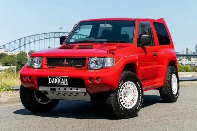 В Россию массово ввозят японские автомобили 90-х