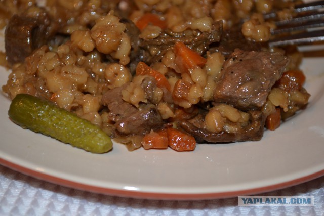 Перловка с мясом и грибами
