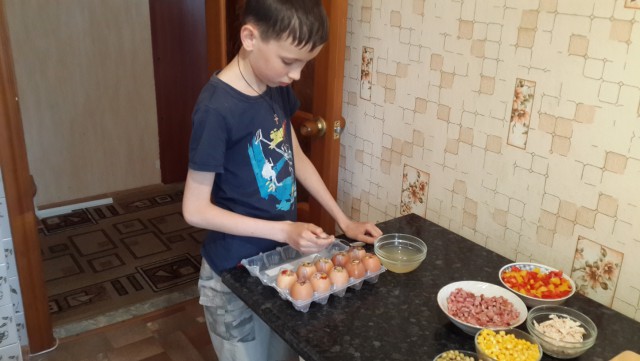 Готовят наши дети и мы готовим для детей.