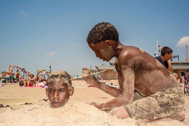 Портреты колоритных персонажей от фотографа, научившегося снимать в тюрьме