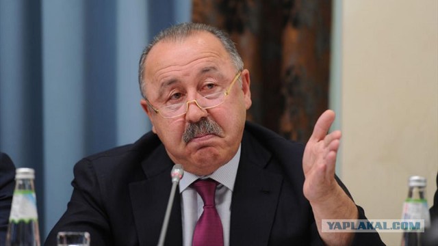 Церетели хочет поставить в центре Санкт-Петербурга памятник Путину