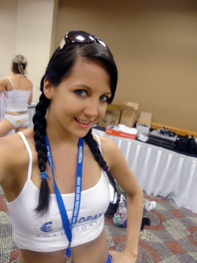 Девушки из Facebook 2