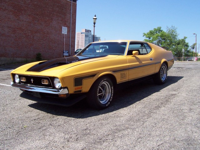 Креативная реклама Mustang 2013