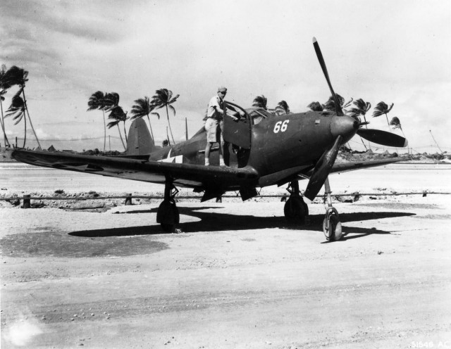 Р-39 Аэрокбра. Американская любимица сталинских соколов. История создания и основные модификации.
