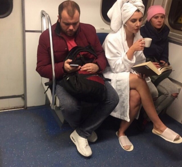 Модники из нашего метро в этот вторник