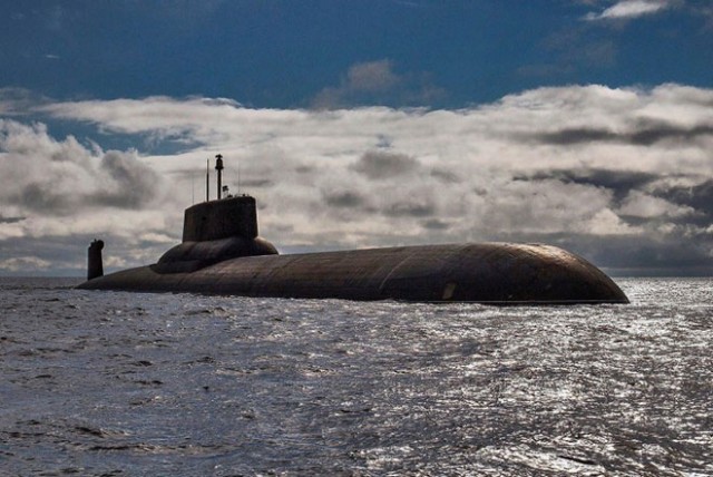АПЛ пр.941 «Дмитрий Донской» вышла в море для проведения учений - вывод из состава ВМФ откладывается