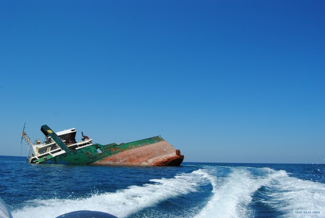 Мыс Тарханкут - самая западная точка Крыма.