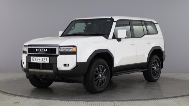 Toyota представила грузовую версию внедорожника Land Cruiser с удлиненной колесной базой и багажником объёмом 2000 литров