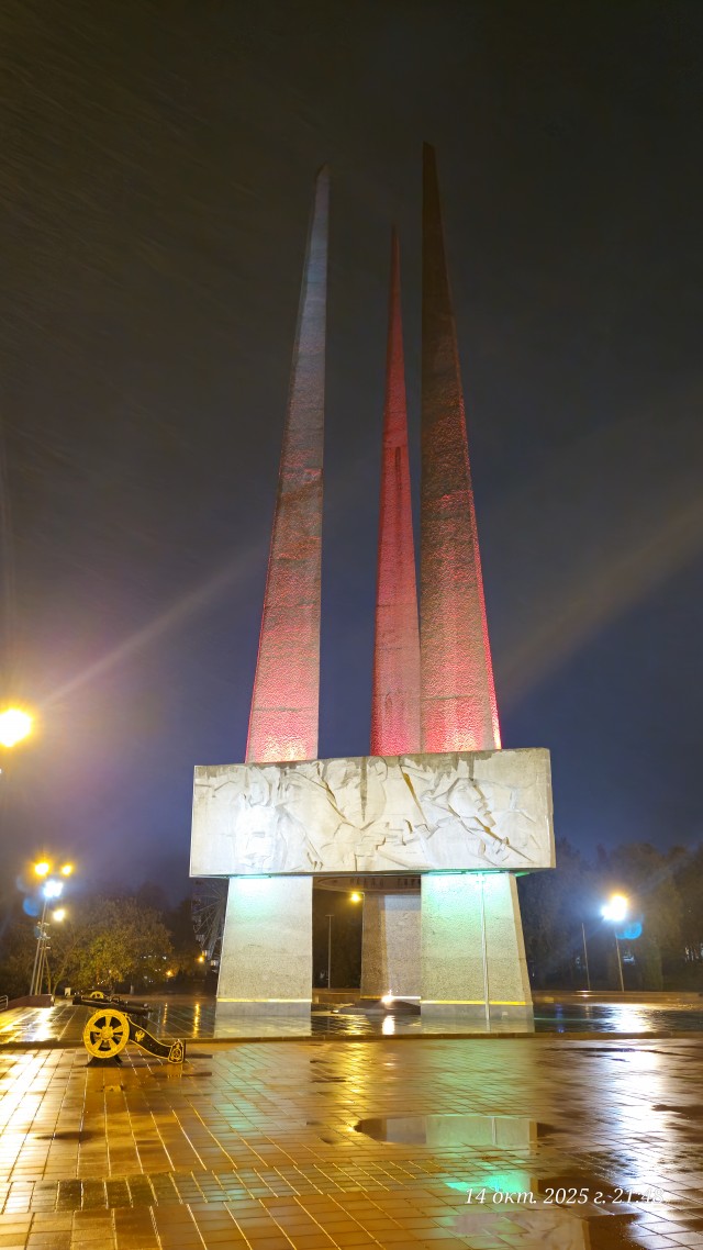 Минск. Площадь Победы.