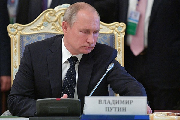 Путин: России удалось преодолеть спад в экономике