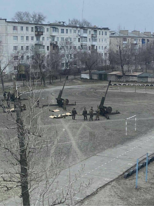 ВСУ продолжает прятаться в жилых кварталах