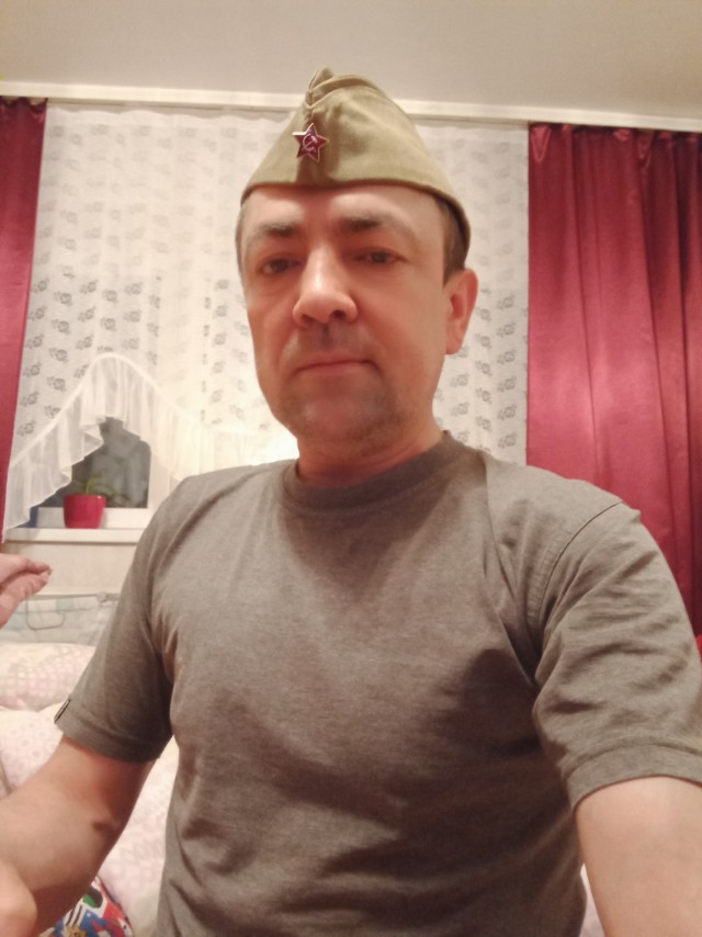 Хочу красивых мужиков в ленту!