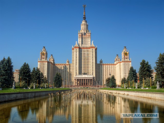 Сделали генеральную уборку зданию