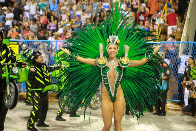 Карнавальных птичек пост