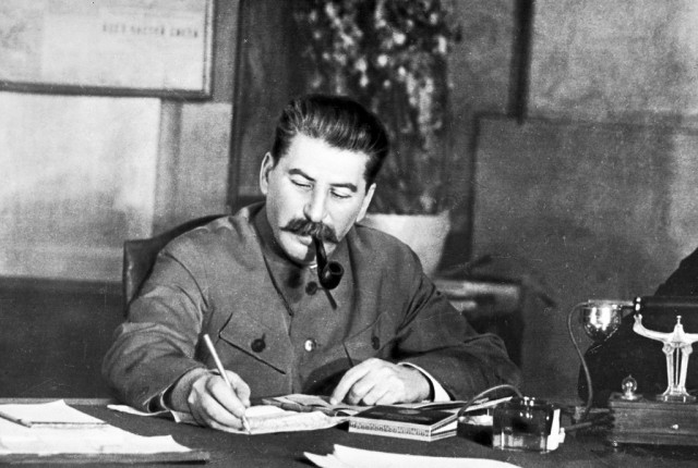 Как Сталин бандеровцев на кол сажал
