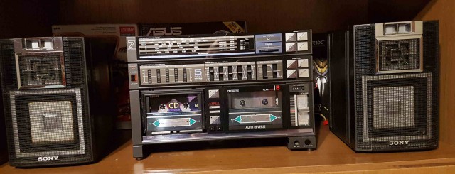 Неоновое DISCO.  Те самые Магнитолы на плече 80-х