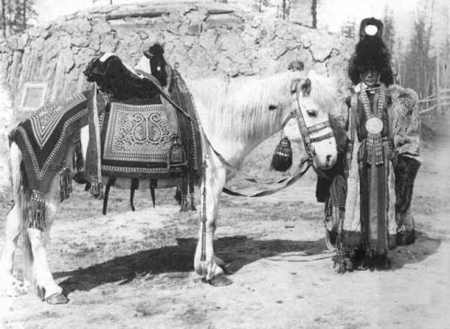 История в фотографиях