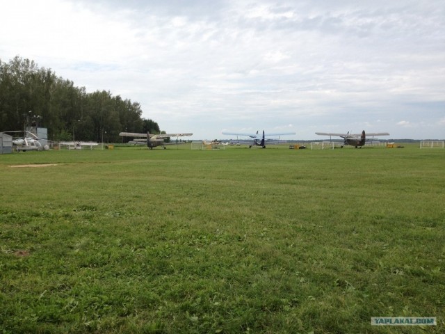 Первый прыжок с парашютом. Перехлест.