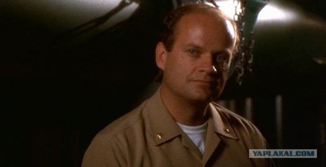 Татуировка прямо на глазу...