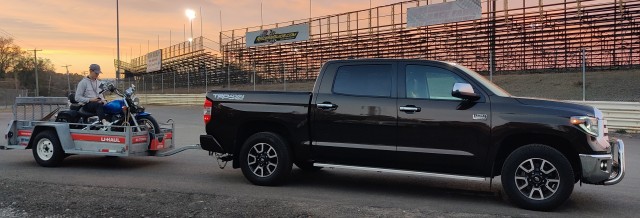 Новая Toyota Tundra 2022 вызвала большой ажиотаж в США: очередь растянулась на полтора года.