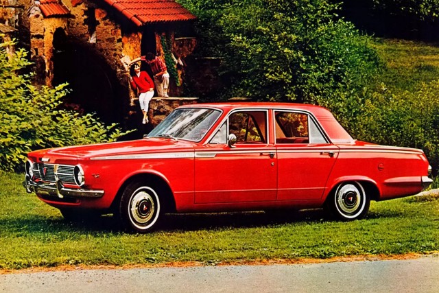60 лет Plymouth Barracuda