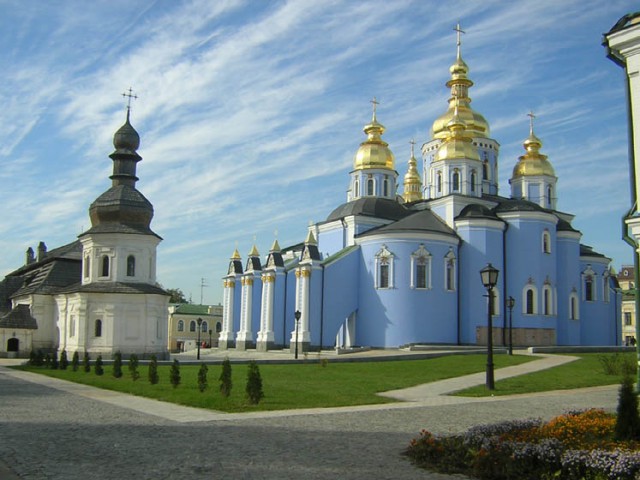 НЕ пустой Донецк