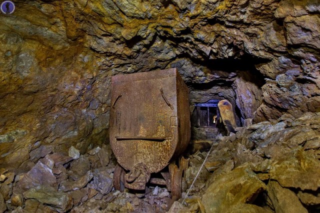 Заброшенная слюдяная штольня Рудника №1 в Слюдянке