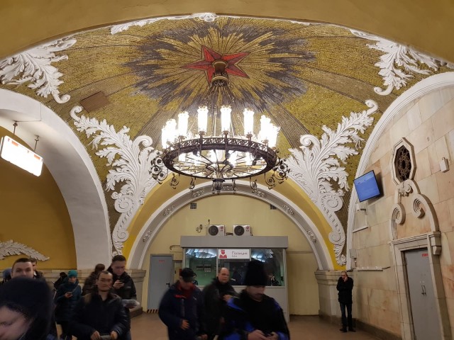 Площадь Независимости, 10 лет спустя.
