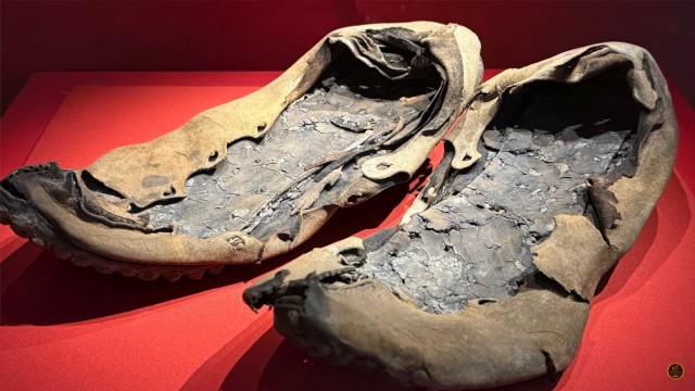 В римском форте на севере Британии археологи нашли сандалии 50-го размера