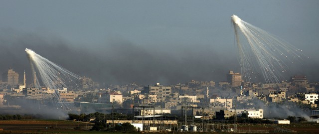 Чем бомбят по Славянску?