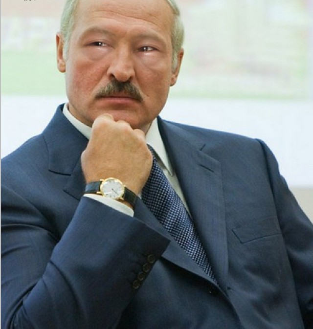 Жизнерадостный Ким Чен Ын стал героем фотожаб
